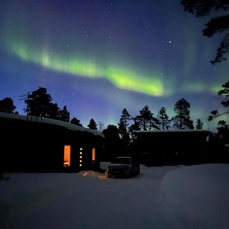 Villa Paadari Enare Exteriör bild