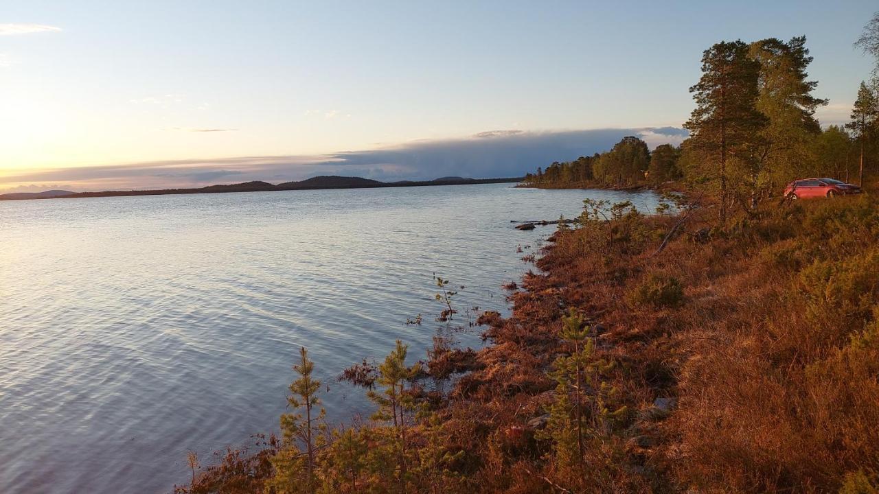 Villa Paadari Enare Exteriör bild
